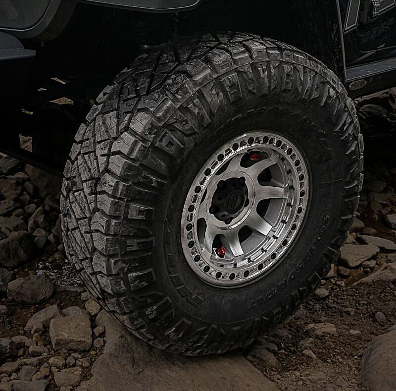 Teraflex Olympus Beadlock Off-Road Wheel – 5x5” – -12mm – Metallic Black - Image 3